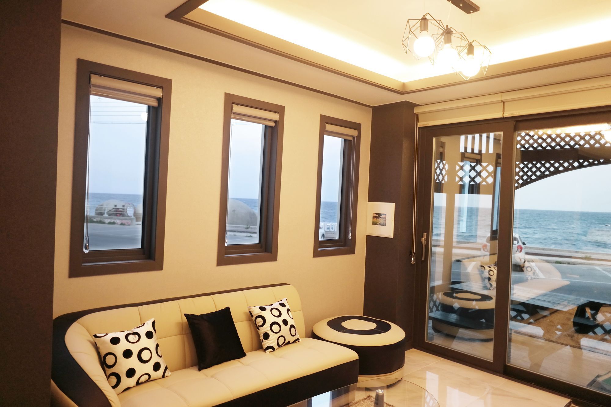 Gangneung White Beach Pension Εξωτερικό φωτογραφία